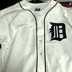 Authentic stitched Detroit tiger jersey Miguel Cabrera 24
